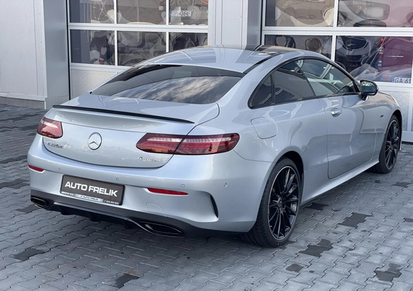 Mercedes-Benz Klasa E cena 321900 przebieg: 5, rok produkcji 2023 z Sandomierz małe 232